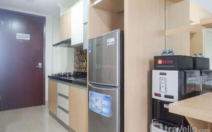 Spacious Studio Room Apartment at Grand Sungkono Lagoon By Travelio