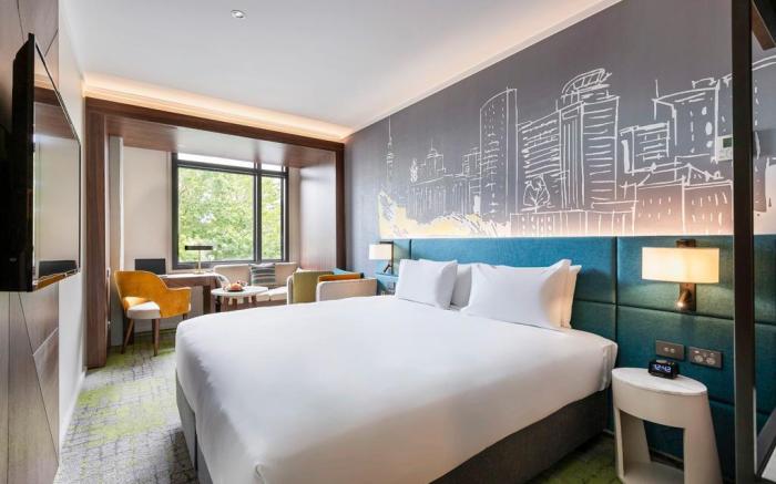 Mercure Auckland Queen Street