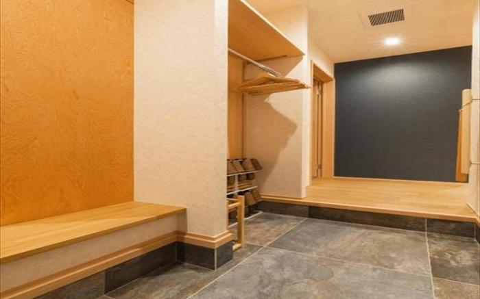 GRAND BASE Hakata Gofuku