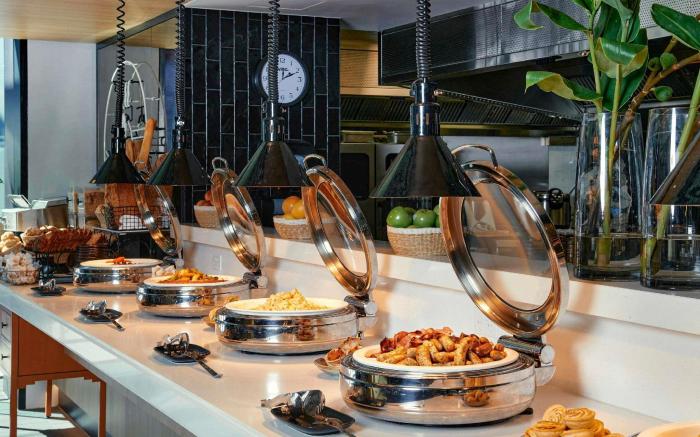 Movenpick Melbourne on Spencer