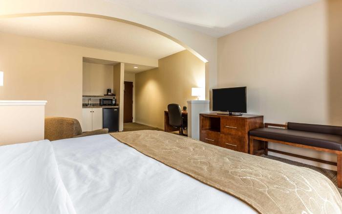 Comfort Suites Myrtle Beach Central