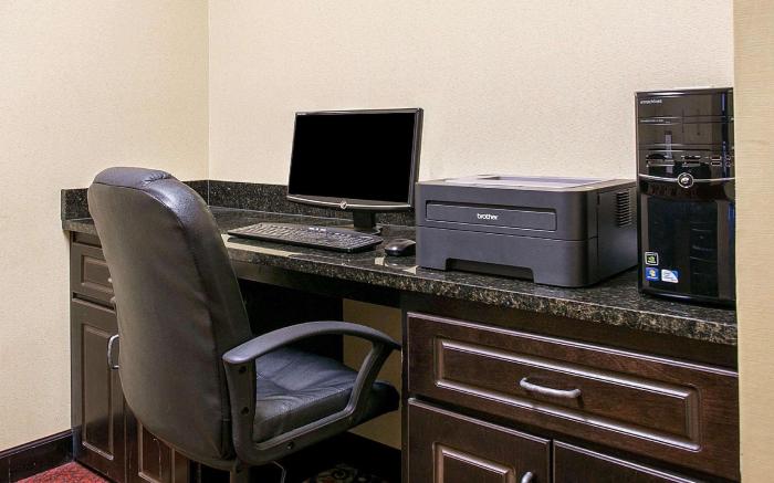 Comfort Inn & Suites Augusta West Near Fort Gordon