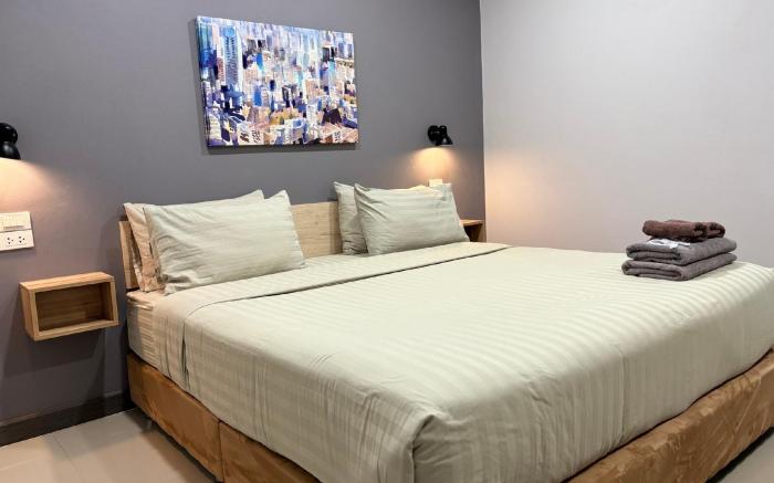 The Hub Hotel Surin