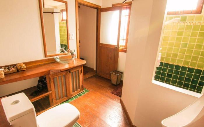 Lunghe Homestay