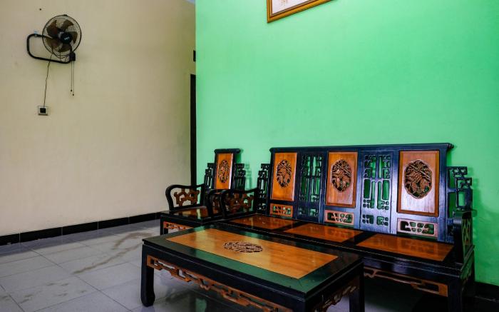 reddoorz near rsud kebumen 2