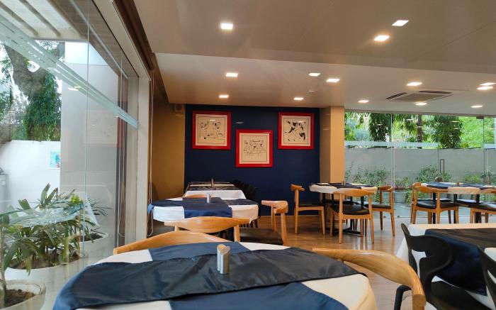 Kanak Beacon Hotel Ashram Road Ahmedabad