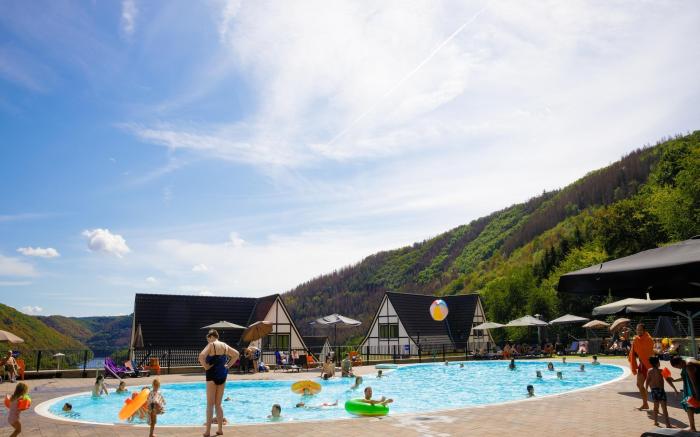 Nice villa in Eifeler Tor Resort