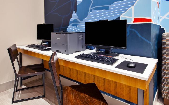Holiday Inn Express NYC Brooklyn - Sunset Park By IHG
