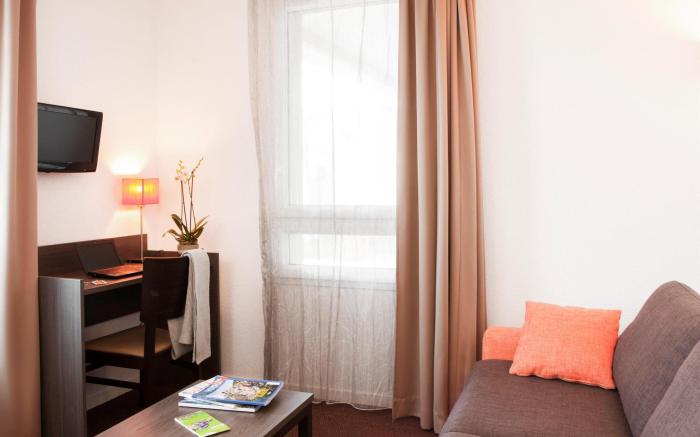 Adagio Access Poitiers Aparthotel