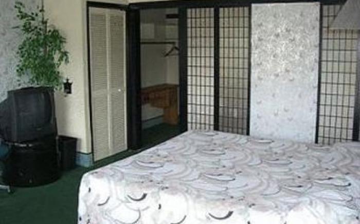 Columbus Motor Inn