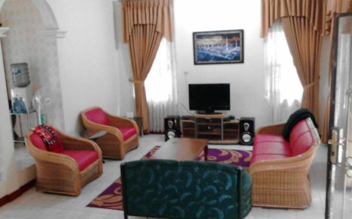 Villa Kota Bunga Iris