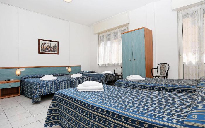 Hotel Athena