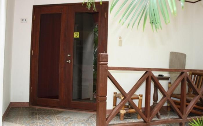 Nirvana Beach Resort