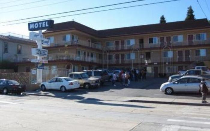 Aqua Breeze Inn