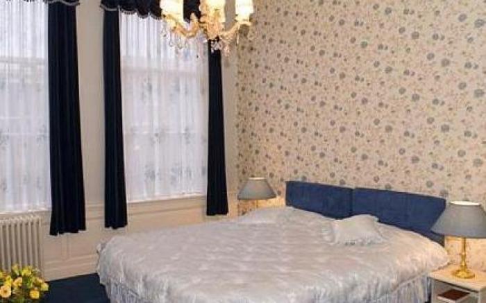 Hotel Excelsior
