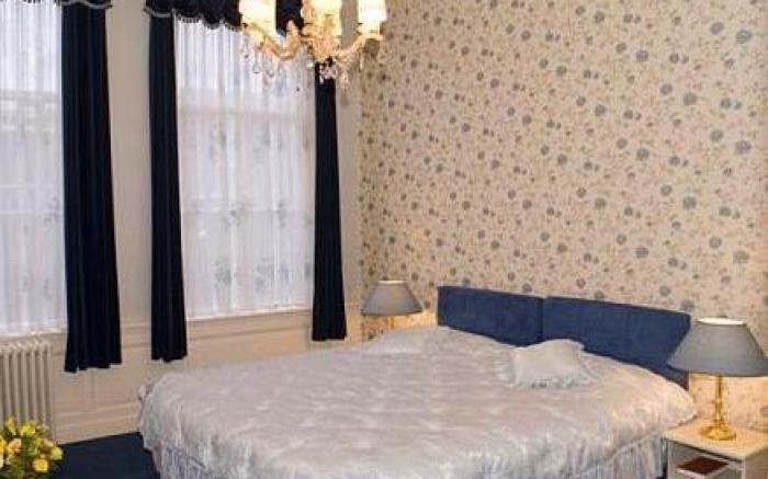 Hotel Excelsior