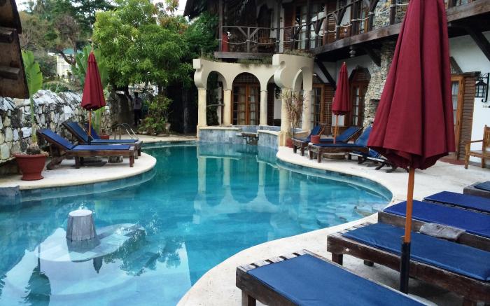 Tropicana Castle Dive Resort