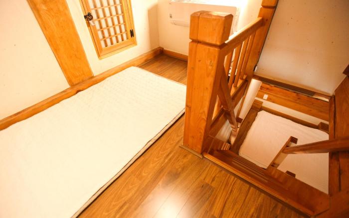 Jeonju Hanok Maeul Samrakheon Hanok