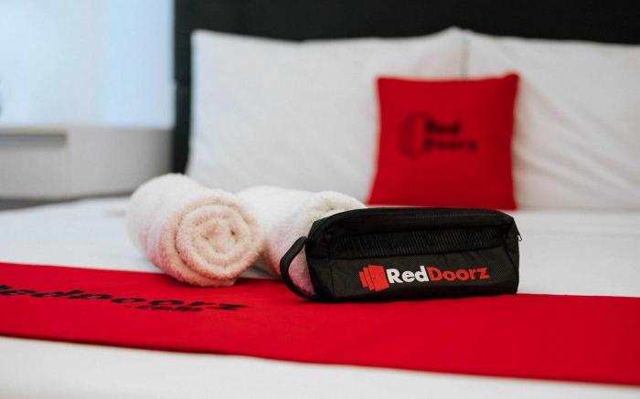 RedDoorz @ Joyce Guest House Medan