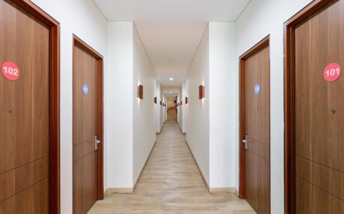 Sans Hotel Rajawali Surabaya by RedDoorz