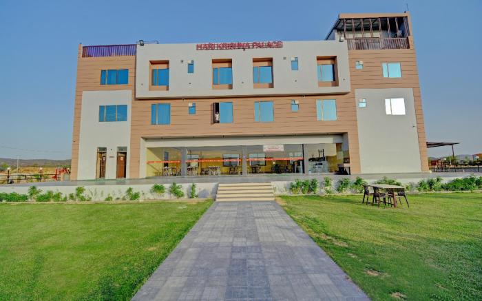 Hotel O Hari Krishna Palace