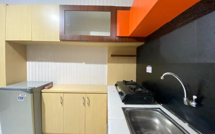 Stylish & Strategic 2BR at Gateway Ahmad Yani Cicadas Apartment near Mall By Travelio