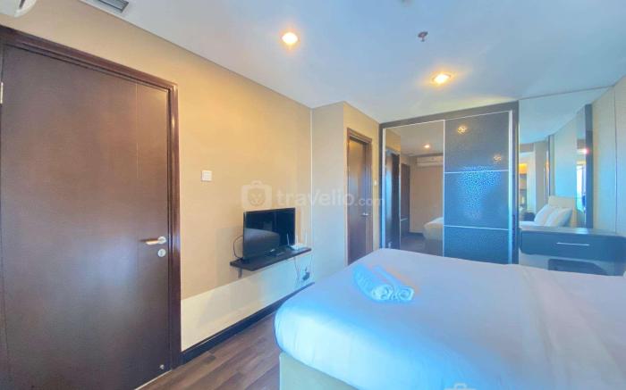 Deluxe & Well Appointed 2BR at El Royale Apartment By Travelio