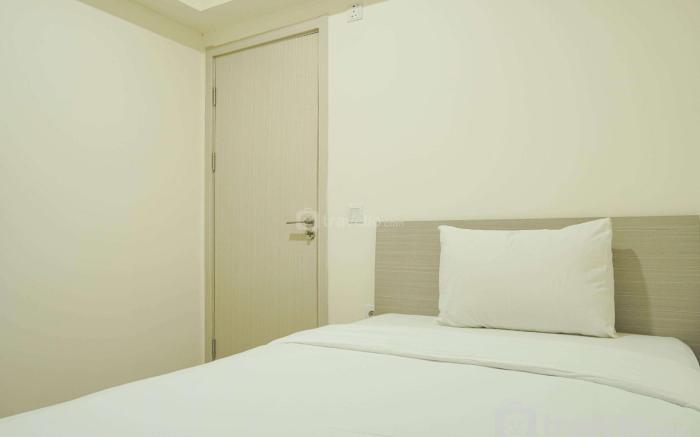 Comfy and Modern 2BR at Meikarta Apartment By Travelio