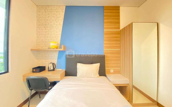 Comfortable Studio Semi Apartment at The Lodge Paskal near BINUS University By Travelio