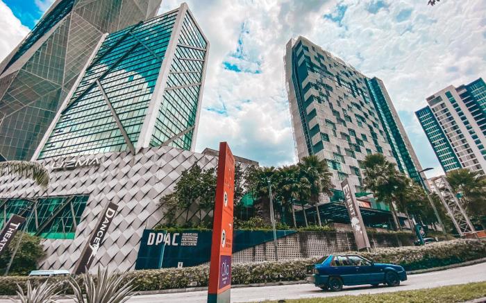 Crown3Suite (City View)Near IKEA/1Utama/TTDI