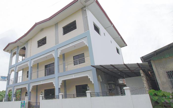 OYO 781 Junie Pension House
