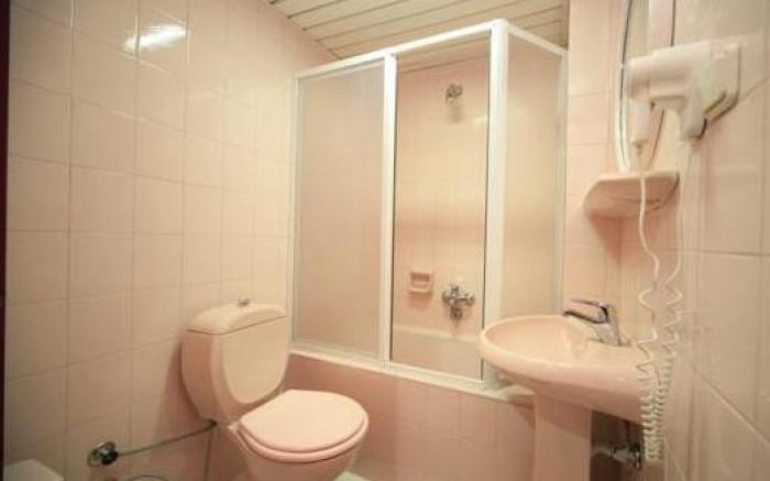 Mustis Royal Plaza Hotel