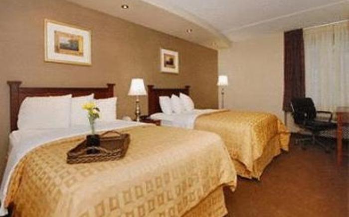 Clarion Inn