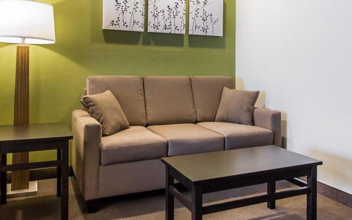 Sleep Inn & Suites