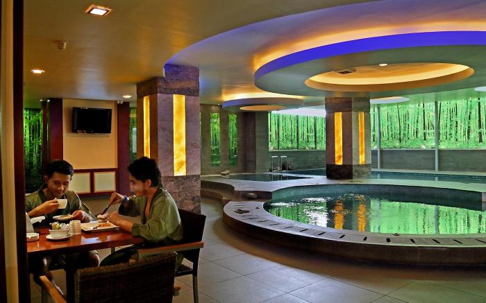 Gino Feruci Kebon Jati Bandung