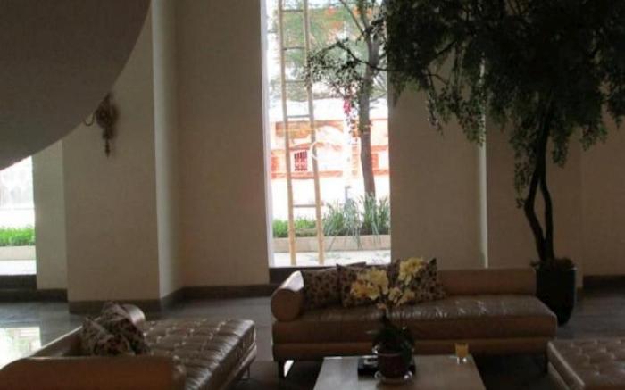 Kenari Tower Hotel