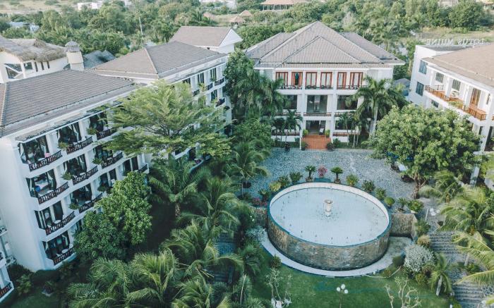 Lotus Muine Resort & Spa
