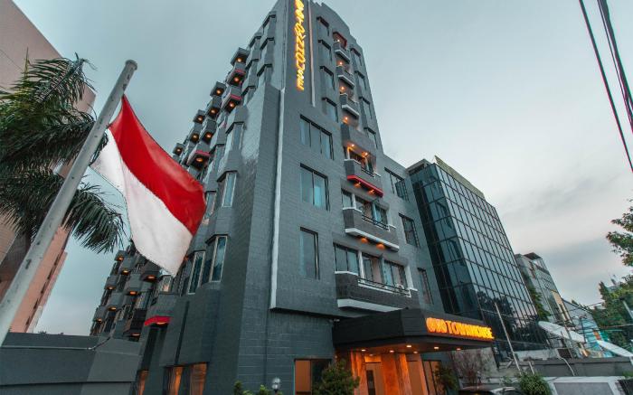 Super OYO Townhouse 1 Hotel Salemba