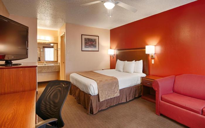 Best Western Executive Inn