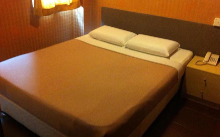 Amrise Hotel