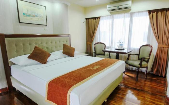 Grand Menteng Hotel