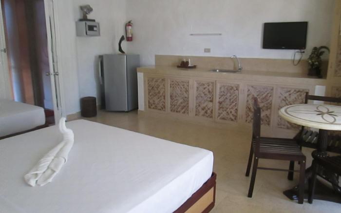Amigos Beach Resort