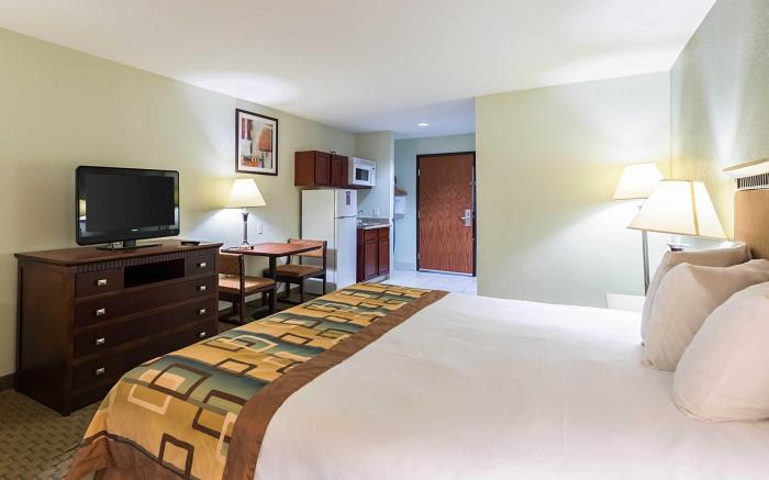 Suburban Studios Beaumont