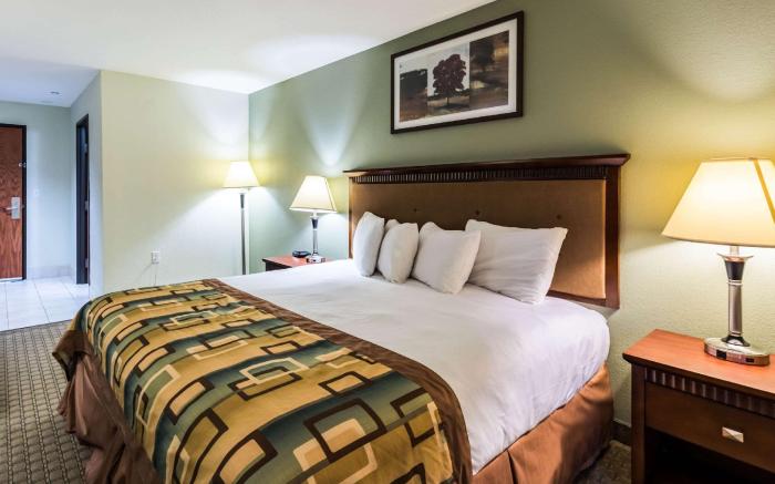 Suburban Studios Beaumont