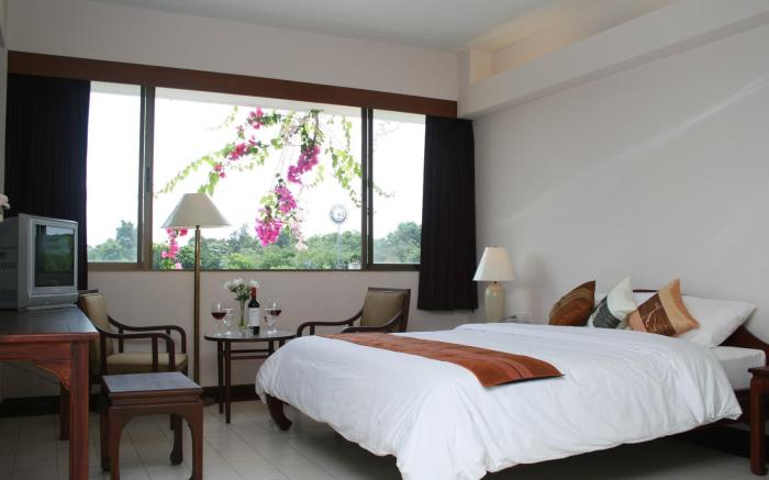 Mae Pim Resort Hotel