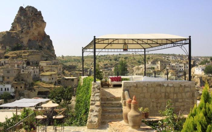 Hezen Cave Hotel