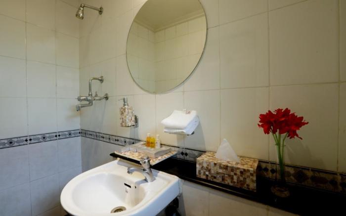 Sai Leela Hotel