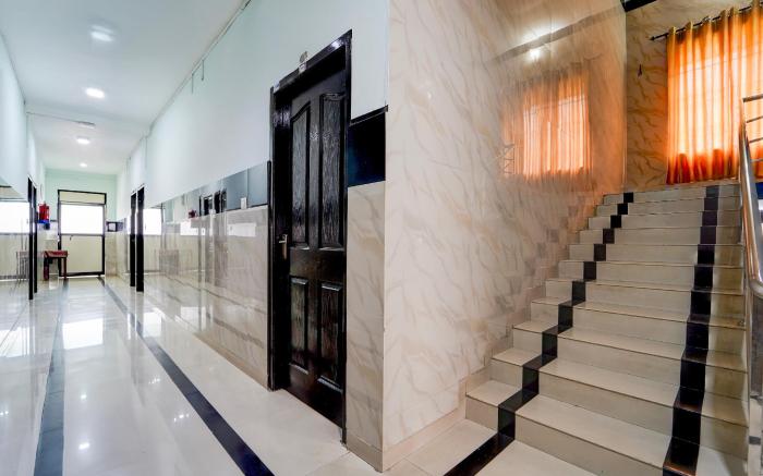 Hotel O Bharata Mata College Kakkanad