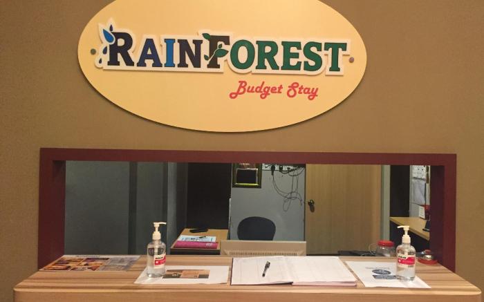 RAINFOREST Budget Stay