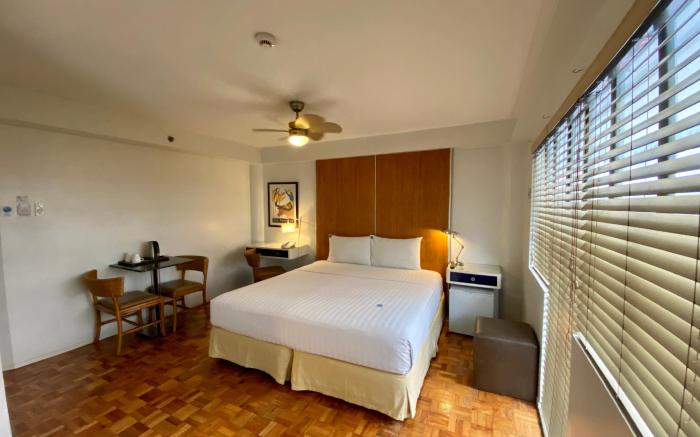 Stay @203 Clipper House, Free WiFi, Near Rockwell